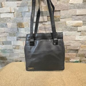 Perlina New York Leather Bag